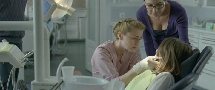 Кадр из фильма Во вторник после Рождества / Marti, dupa craciun (2010)