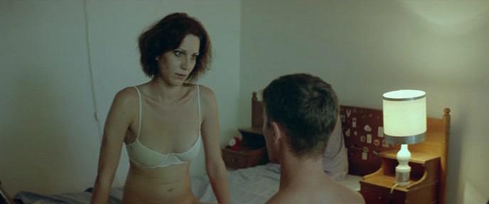 Кадр из фильма Клык / Kynodontas (2010)