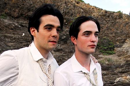 Кадр из фильма Отголоски прошлого / Little Ashes (2009)