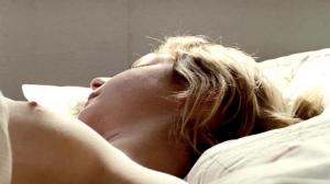 Кадры из фильма Мир, я тебя люблю / Universalove (2009)