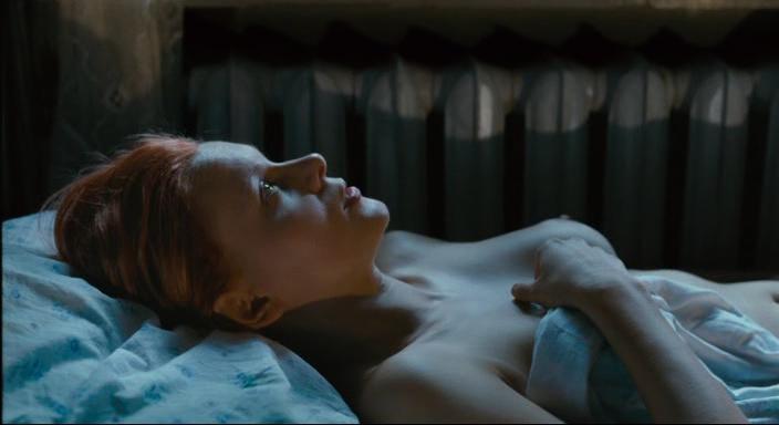 Кадр из фильма Волчок (2009)