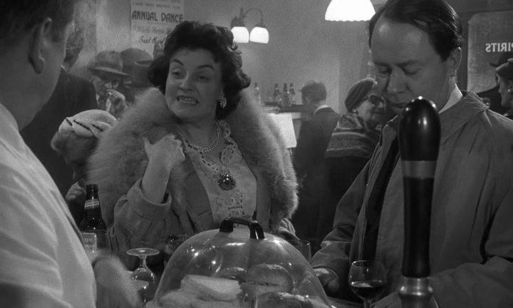 Кадр из фильма В субботу вечером, в воскресенье утром / Saturday Night and Sunday Morning (1960)