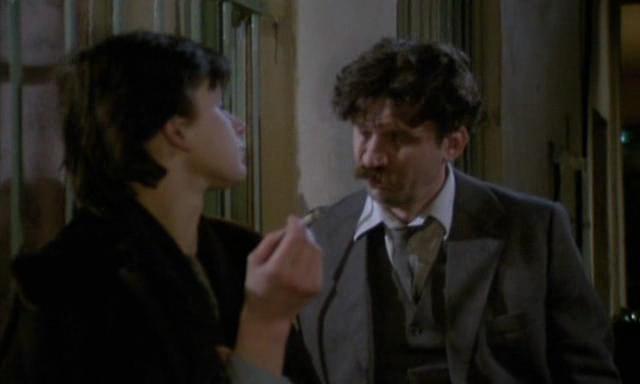 Кадр из фильма Глядя друг на друга / Egymásra nézve (1982)