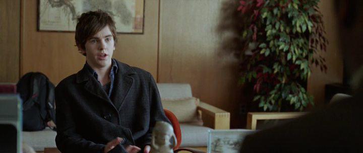 Кадр из фильма Домашняя работа / The Art of Getting By (2011)