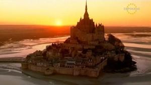 Кадры из фильма Призрак Мон-Сен-Мишель / L'ombre du Mont-Saint-Michel (2010)