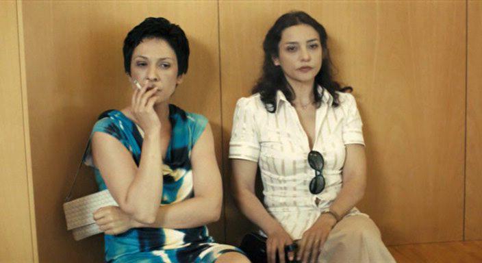 Кадр из фильма В пяти часах от Парижа / Hamesh Shaot me'Pariz (2009)