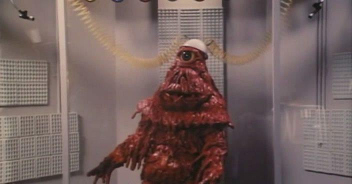 Кадр из фильма Голый космос / The Creature Wasn't Nice (1983)