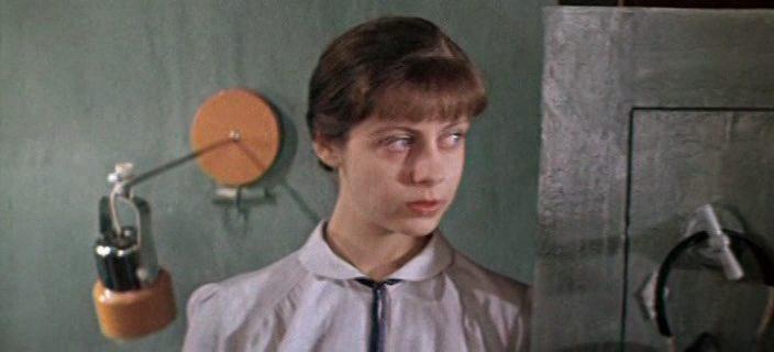 Кадр из фильма Среди тысячи дорог (1983)
