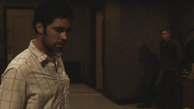 Кадр из фильма Напротив по коридору / Across the Hall (2009)