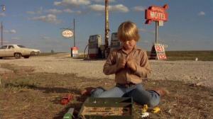 Кадры из фильма Нежное милосердие / Tender Mercies (1983)
