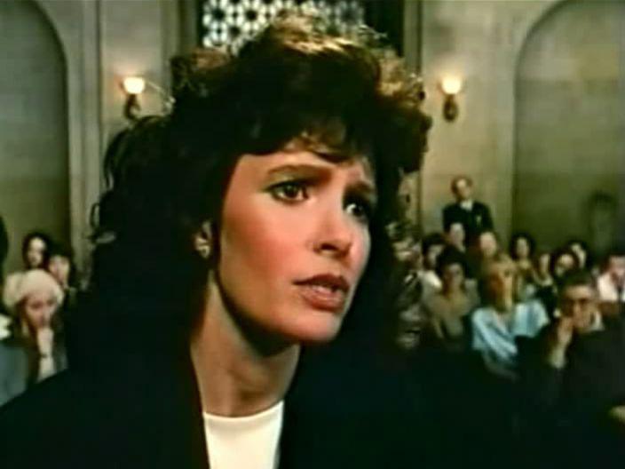 Кадр из фильма Гнев Ангелов / Rage of Angels (1983)