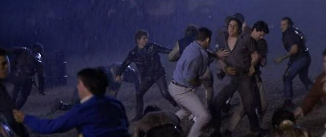Кадр из фильма Изгои / The Outsiders (1983)