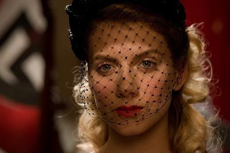 Кадр из фильма Бесславные ублюдки / Inglourious Basterds (2009)