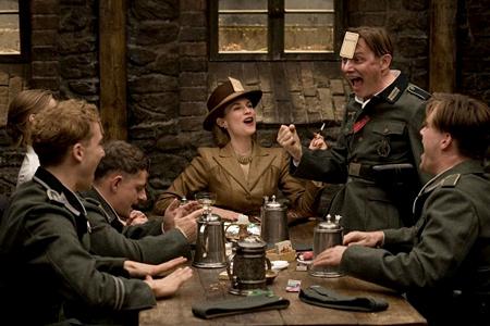 Кадр из фильма Бесславные ублюдки / Inglourious Basterds (2009)