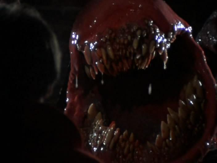 Кадр из фильма Смертельный выводок / The Deadly Spawn (1983)