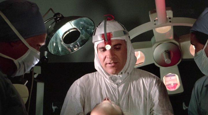 Кадр из фильма Мозги набекрень / The Man with Two Brains (1983)