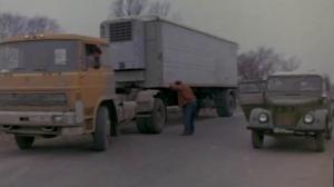 Кадры из фильма Трое на шоссе (1983)