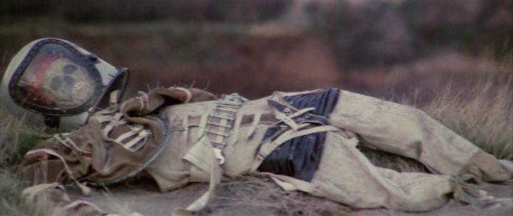 Кадр из фильма 2019: Новые варвары / I nuovi barbari (1983)