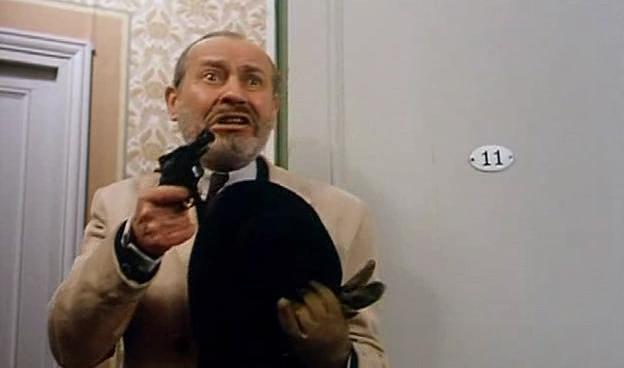 Кадр из фильма Английское воспитание / Éducation anglaise (1983)