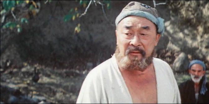 Кадр из фильма Непобедимый (1983)
