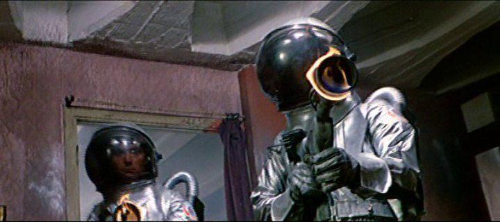 Кадр из фильма Воины Бронкса 2 :Побег из Бронкса / Fuga dal Bronx (1983)