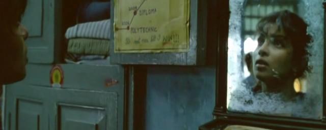 Кадр из фильма Негодяи / Kaminey (2009)