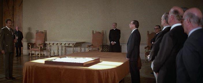 Кадр из фильма Генерал погибшей армии / Il generale dell'armata morta (1983)