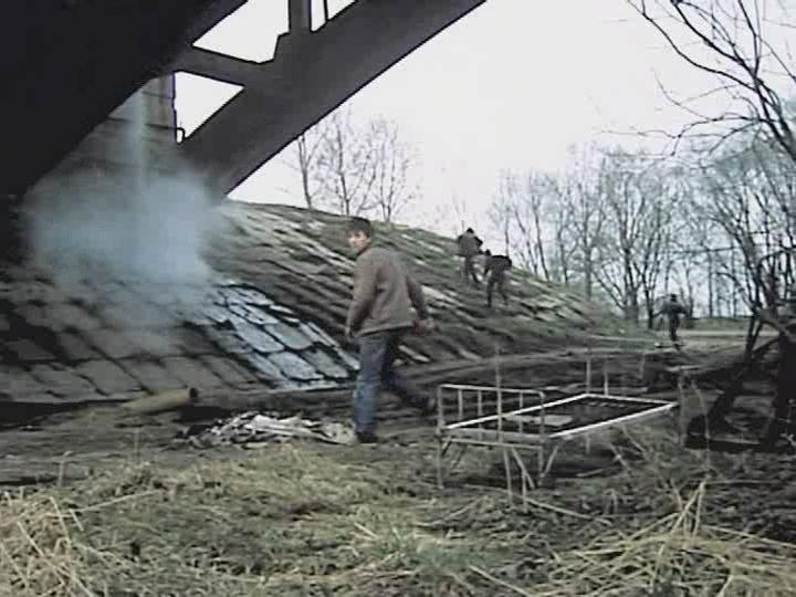 Кадр из фильма Клетка для канареек (1983)