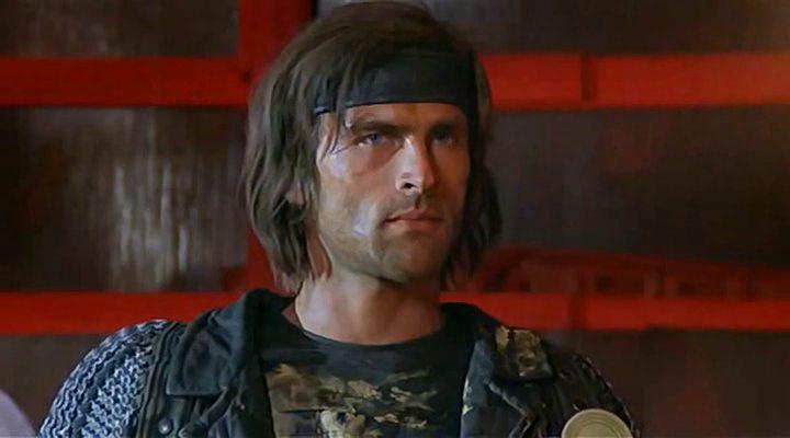 Кадр из фильма 2019: После падения Нью-Йорка / 2019 - Dopo la caduta di New York (1983)