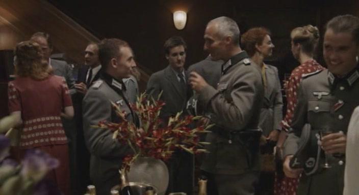 Кадр из фильма Армия преступников / L'armee du crime (2009)