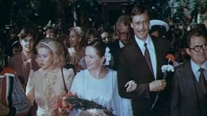 Кадры из фильма Одиноким предоставляется общежитие (1984)