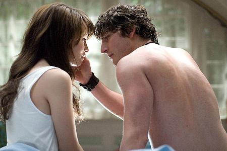 Кадр из фильма Незваные / The Uninvited (2009)