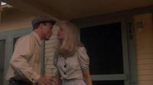 Кадры из фильма Пересменка / Swing Shift (1984)