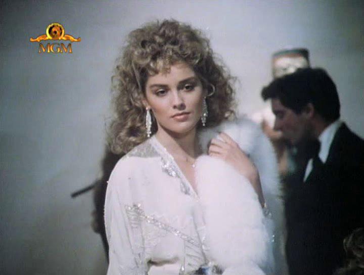 Кадр из фильма Убийства девушек с календаря / Calendar Girl Murders (1984)