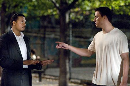 Кадр из фильма Бой без правил / Fighting (2009)