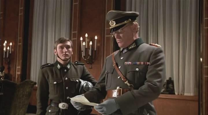 Кадр из фильма Совершенно секретно! / Top Secret! (1984)