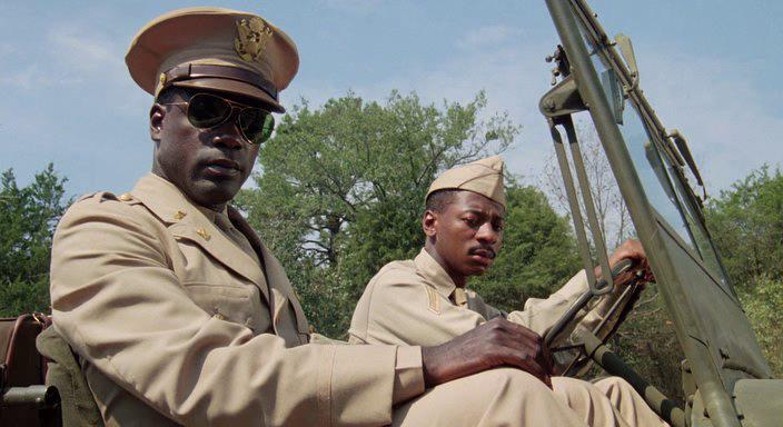 Кадр из фильма Армейская история / A Soldier's Story (1984)