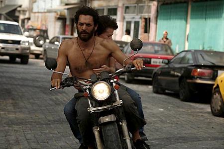 Кадр из фильма Ларго Винч: начало / Largo Winch (2009)