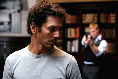 Кадр из фильма Ларго Винч: начало / Largo Winch (2009)