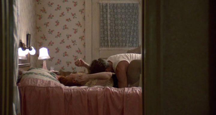Кадр из фильма Возлюбленные Марии / Maria's Lovers (1984)