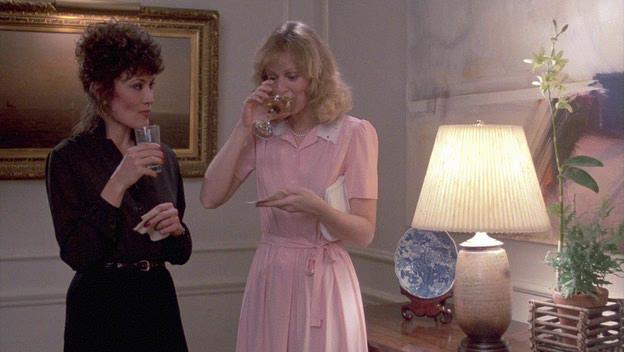 Кадр из фильма Непримиримые противоречия / Irreconcilable Differences (1984)