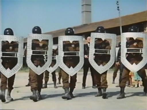 Кадр из фильма 2020: Гладиаторы будущего / Anno 2020 - I gladiatori del futuro (1984)