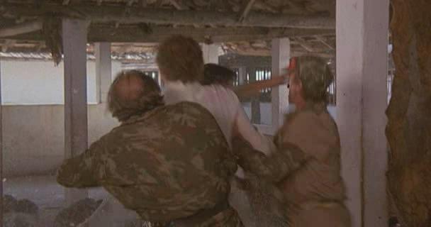 Кадр из фильма Сплошные неприятности / Non c'e due senza quattro (1984)