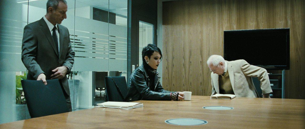 Кадр из фильма Девушка с татуировкой дракона / Män som hatar kvinnor (2009)