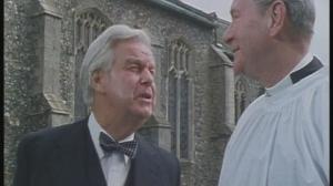 Кадры из фильма Мисс Марпл: Указующий перст / Miss Marple: The Moving Finger (1985)