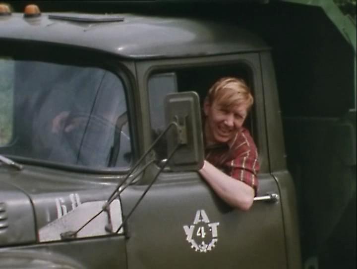 Кадр из фильма В. Давыдов и Голиаф (1985)