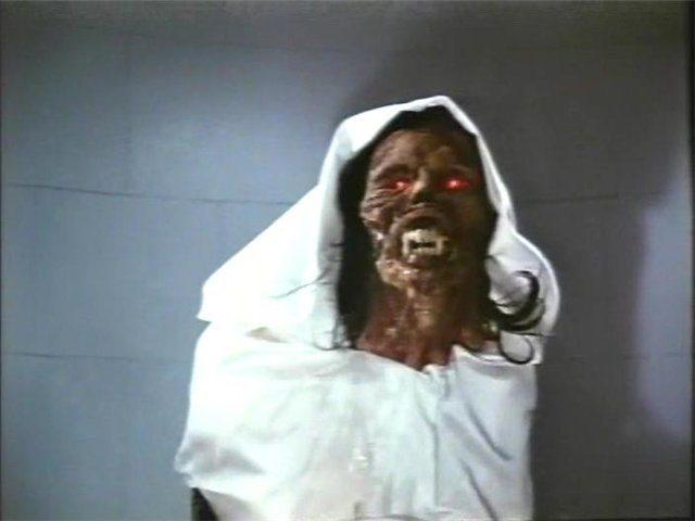 Кадр из фильма Поезд страха / Night Train To Terror (1985)