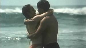 Кадры из фильма Запрещенный пляж / Playa prohibida (1985)