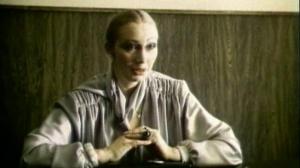 Кадры из фильма Переступить черту (1985)