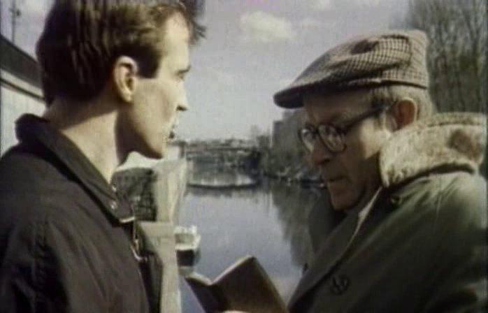 Кадр из фильма Переступить черту (1985)